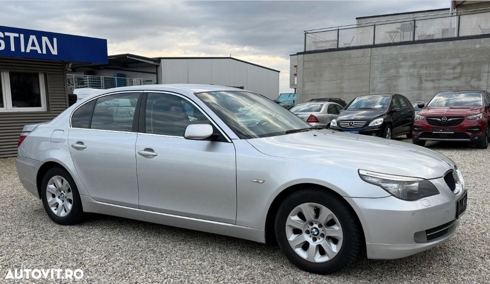 BMW Seria 5 520d Aut. Edition Exclusive - 1