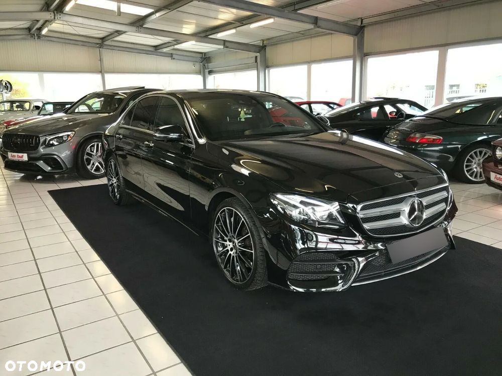 Mercedes-Benz Klasa E 350 D 4Matic 9G-TRONIC AMG Line - 1
