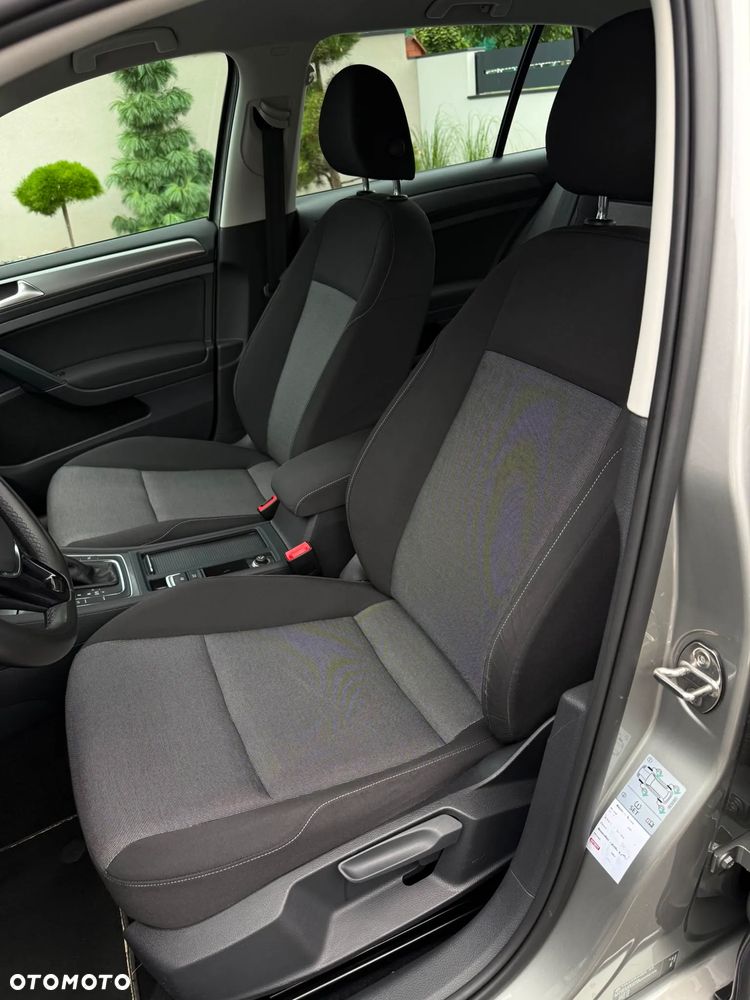 Volkswagen Golf 1.4 TSI BlueMotion Technology DSG Comfortline - 25
