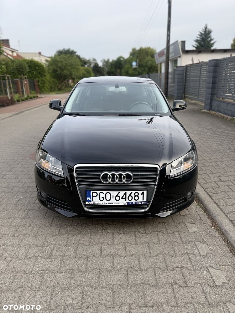 Audi A3 Sportback - 2