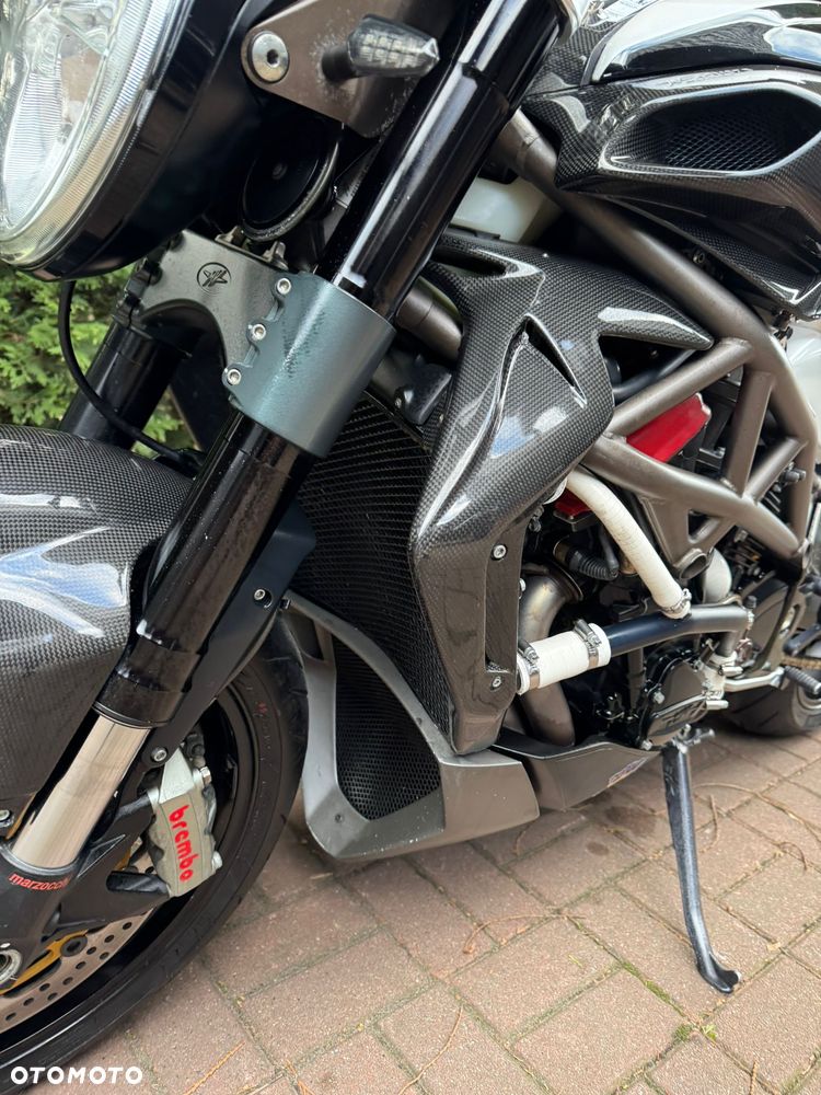 MV AGUSTA Brutale - 12