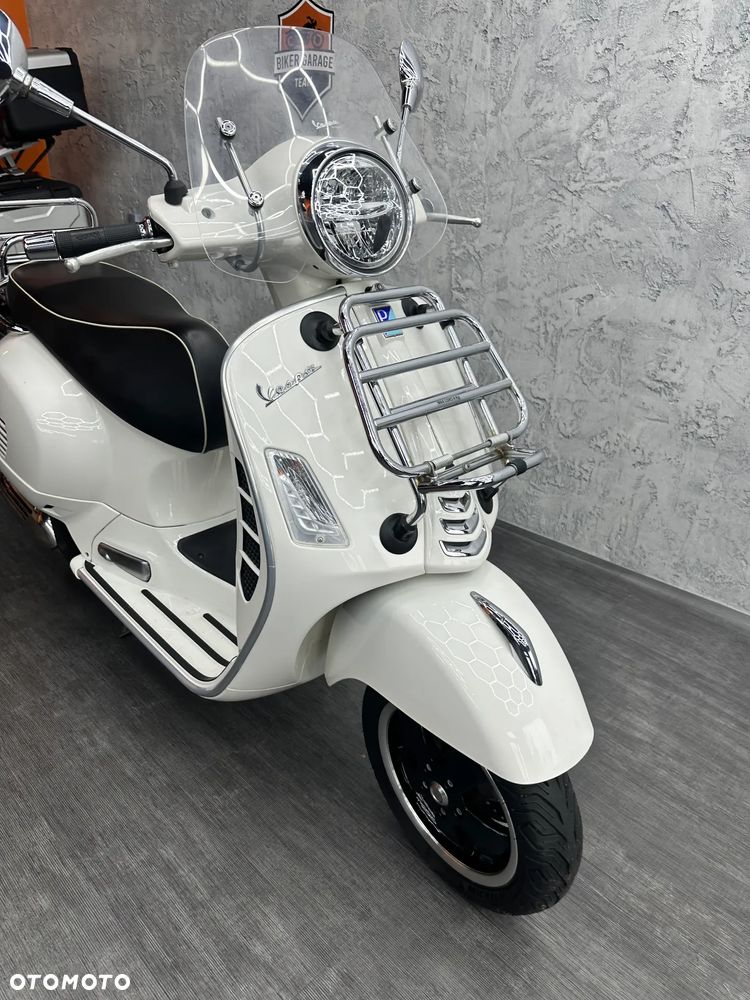 Vespa GTS - 18