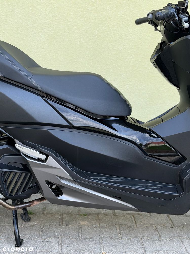 Honda NSS - 9