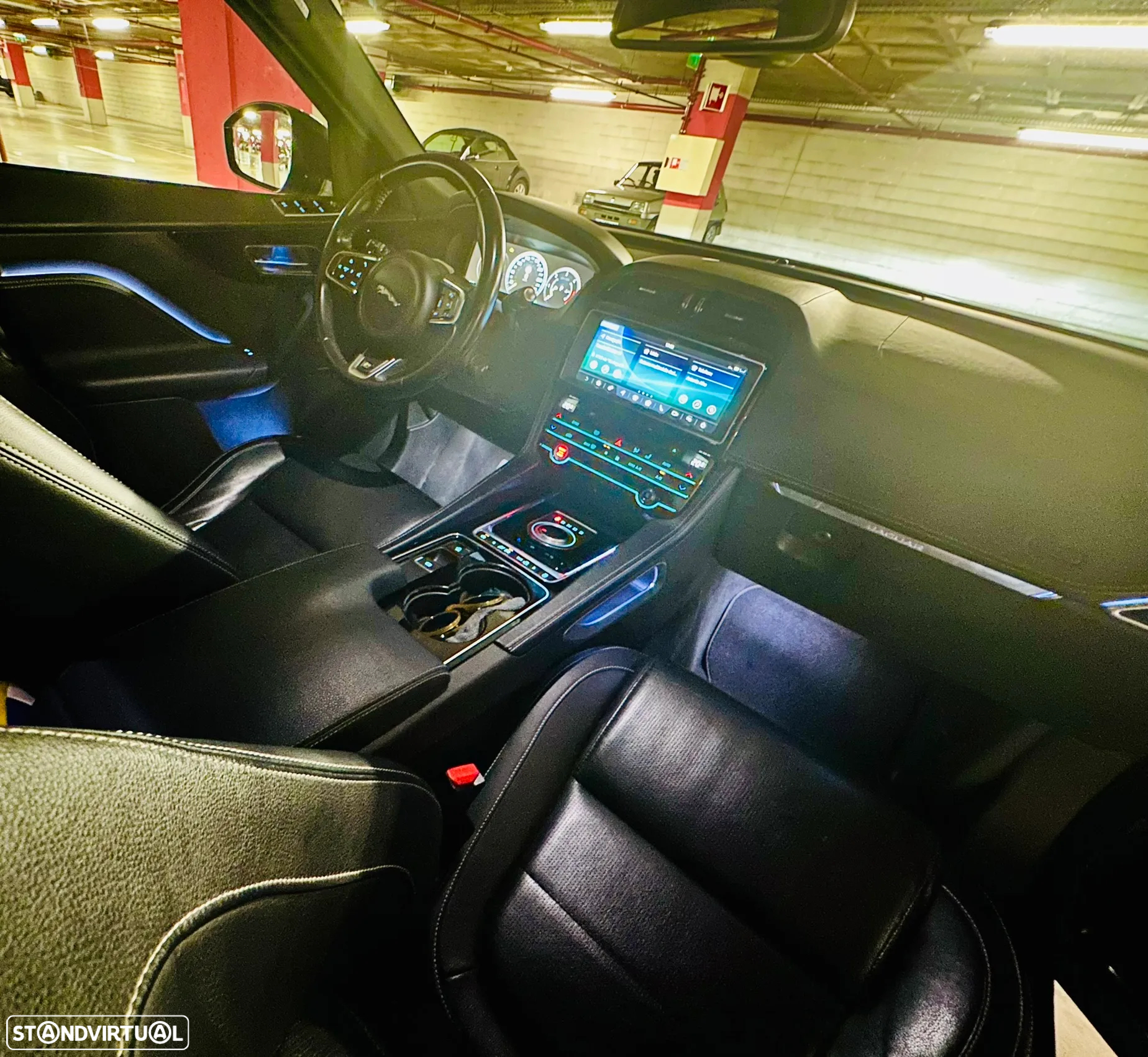 Jaguar F-Pace 3.0 TDV6 R-Sport AWD Aut. - 15