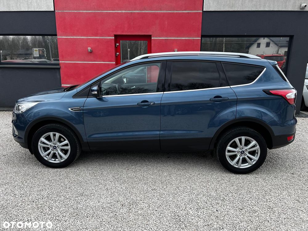 Ford Kuga 1.5 EcoBoost 2x4 Titanium - 16