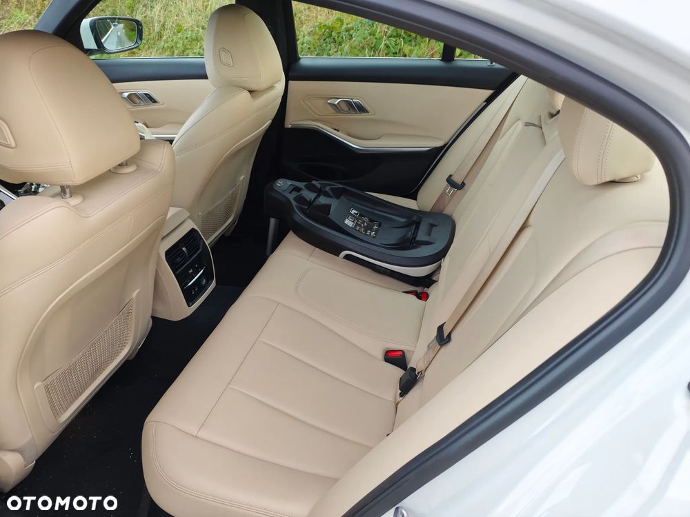 BMW Seria 3 - 9