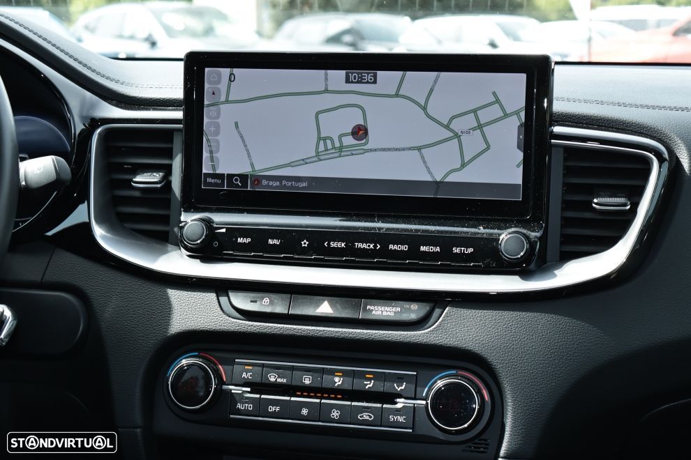 Kia Ceed 1.0 T-GDI Drive - 10