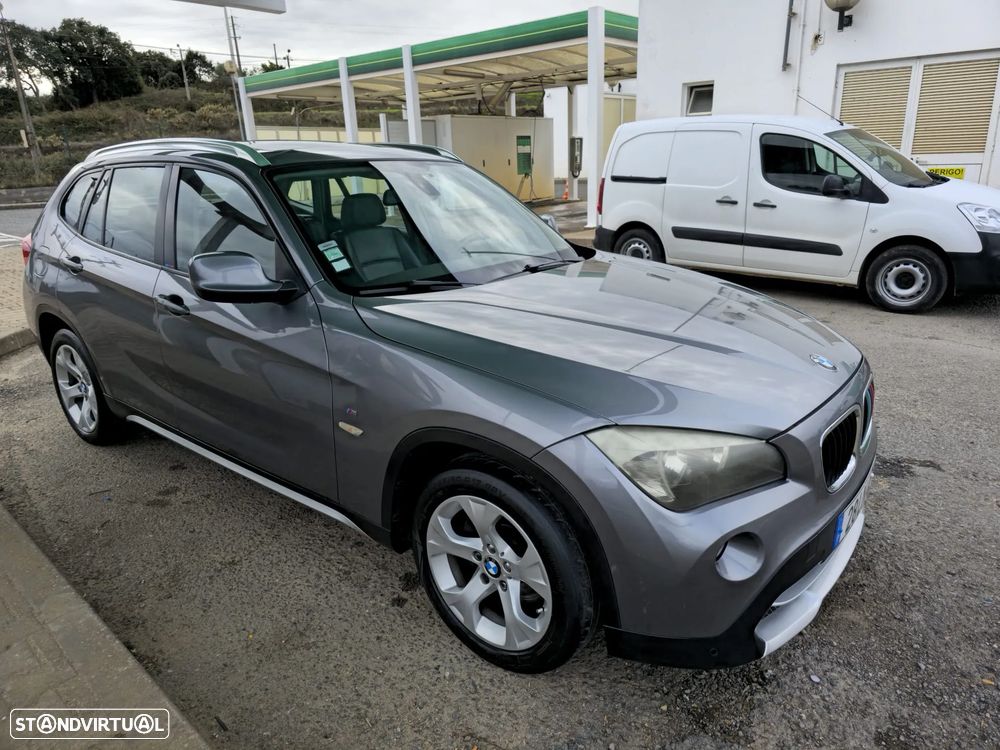 BMW X1 18 d sDrive Line Sport - 1