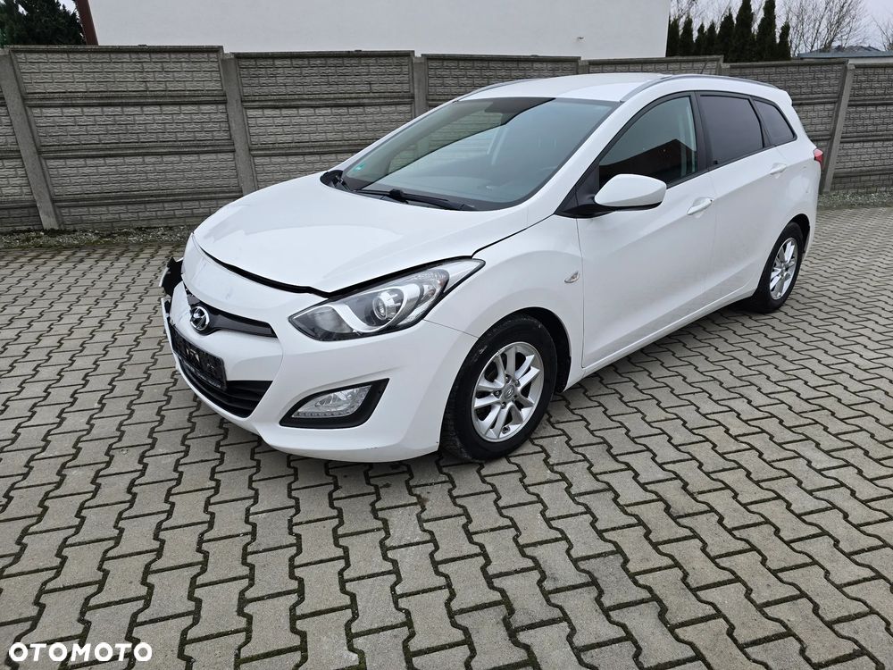 Hyundai i30 i30cw 1.6 CRDi Trend - 1
