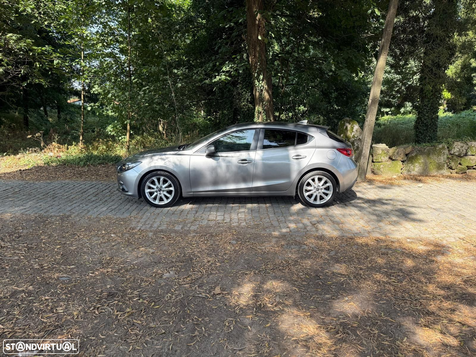 Mazda 3 1.5 Sky-D Excellence Pack Leather Navi - 9
