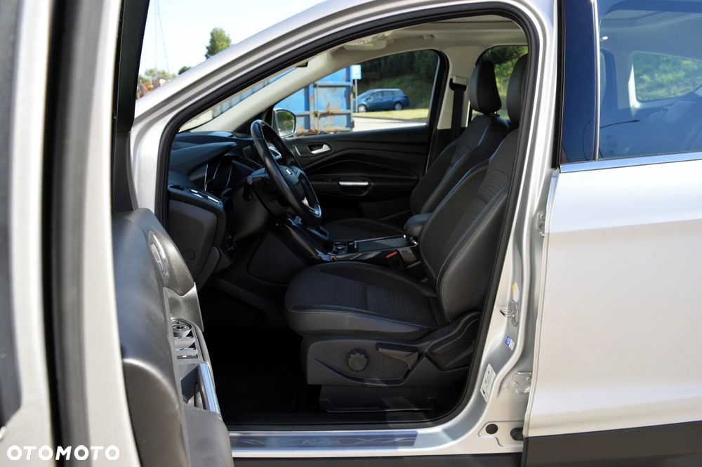Ford Kuga 2.0 TDCi AWD Titanium - 6