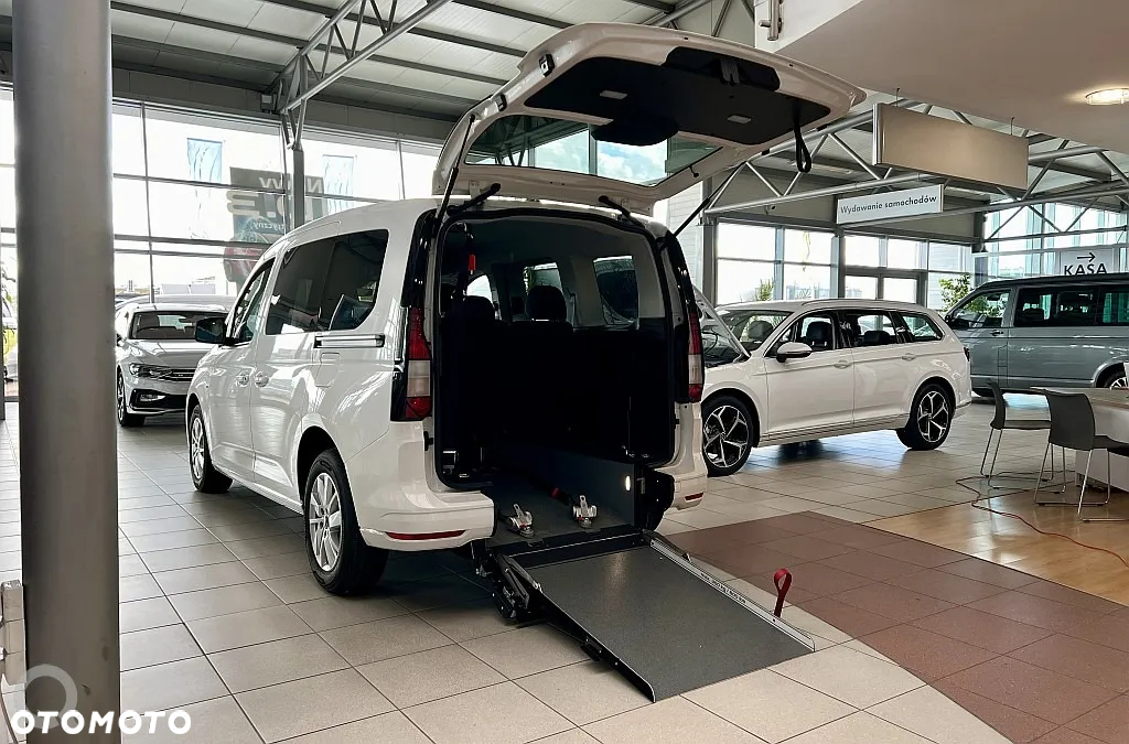 Volkswagen Caddy 1.5 TSI Life DSG - 6