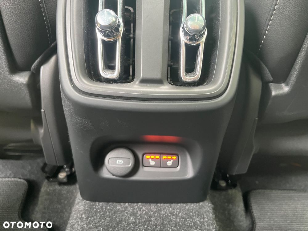 Volvo XC 40 B4 B AWD Geartronic Inscription - 34