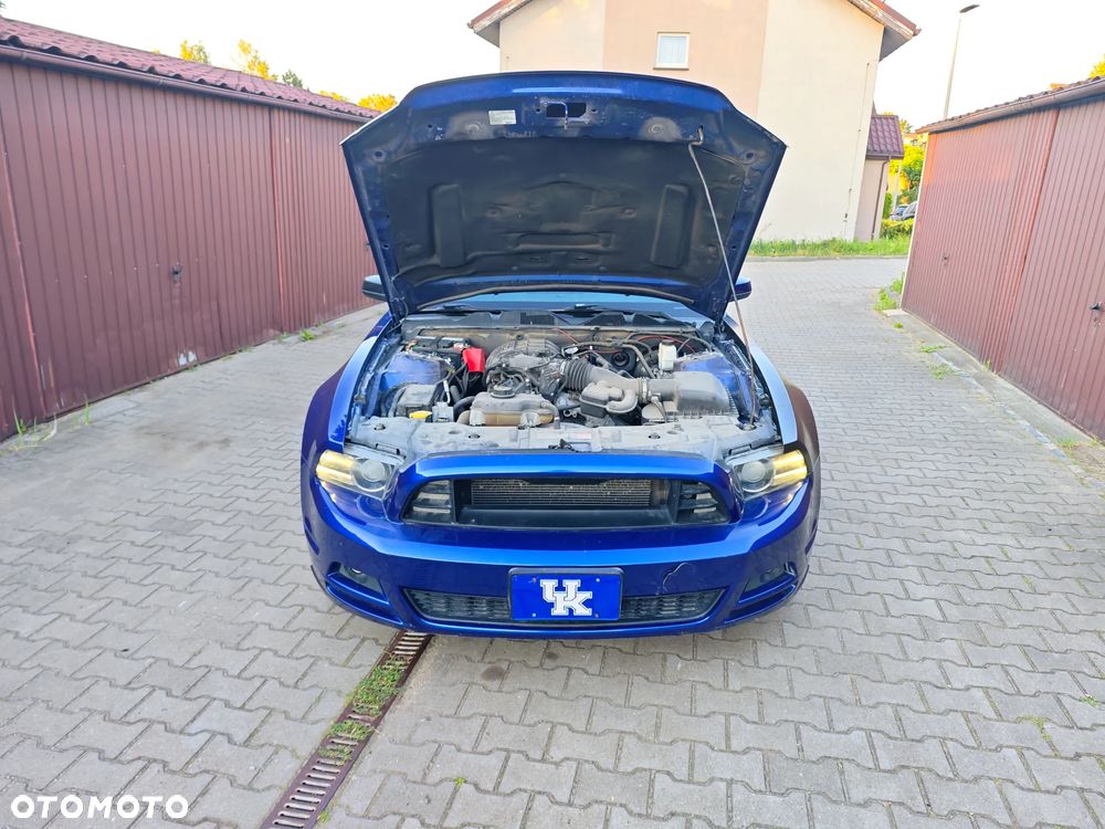 Ford Mustang 3.7 V6 - 8