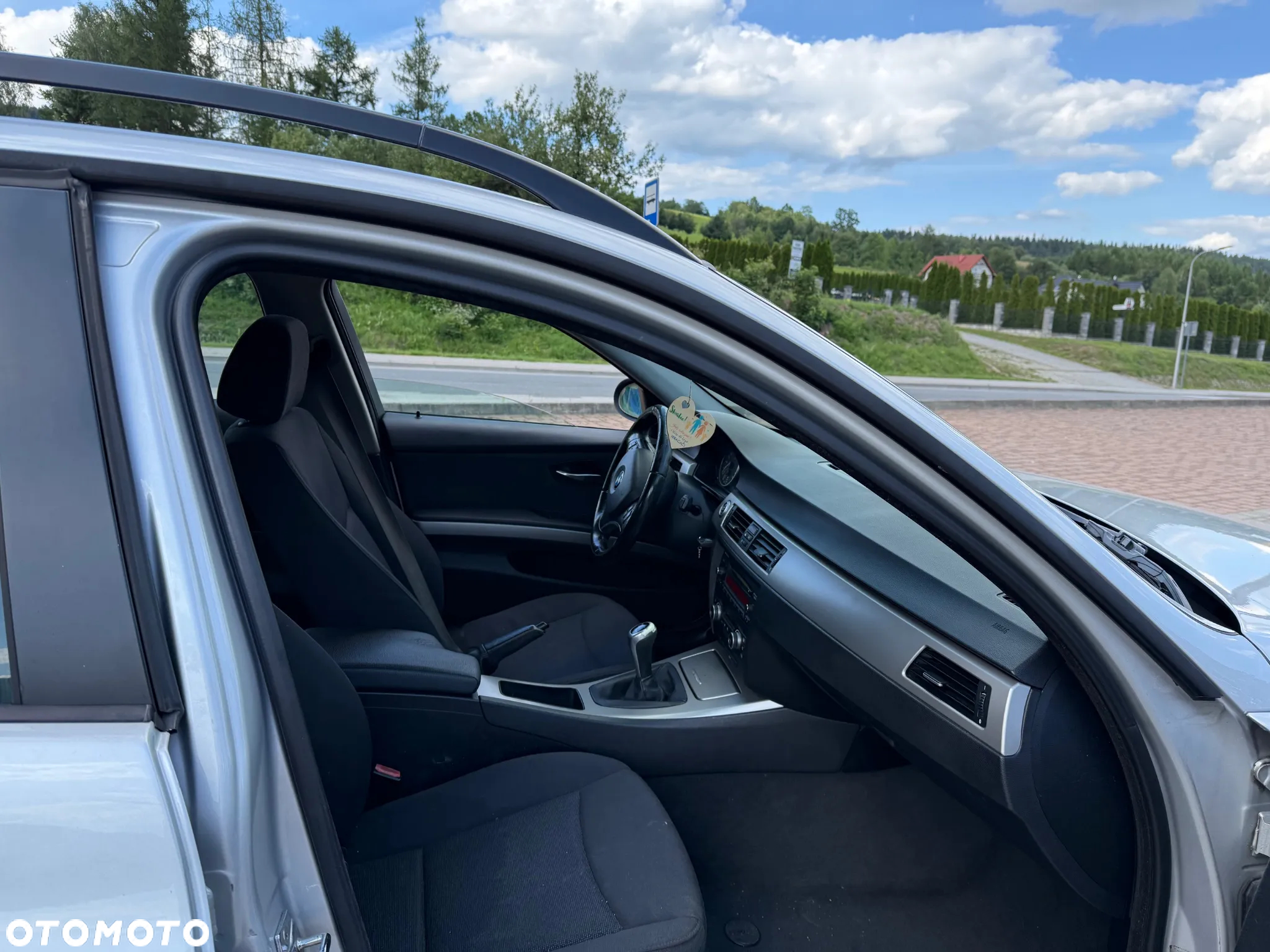 BMW Seria 3 320d DPF Touring - 12