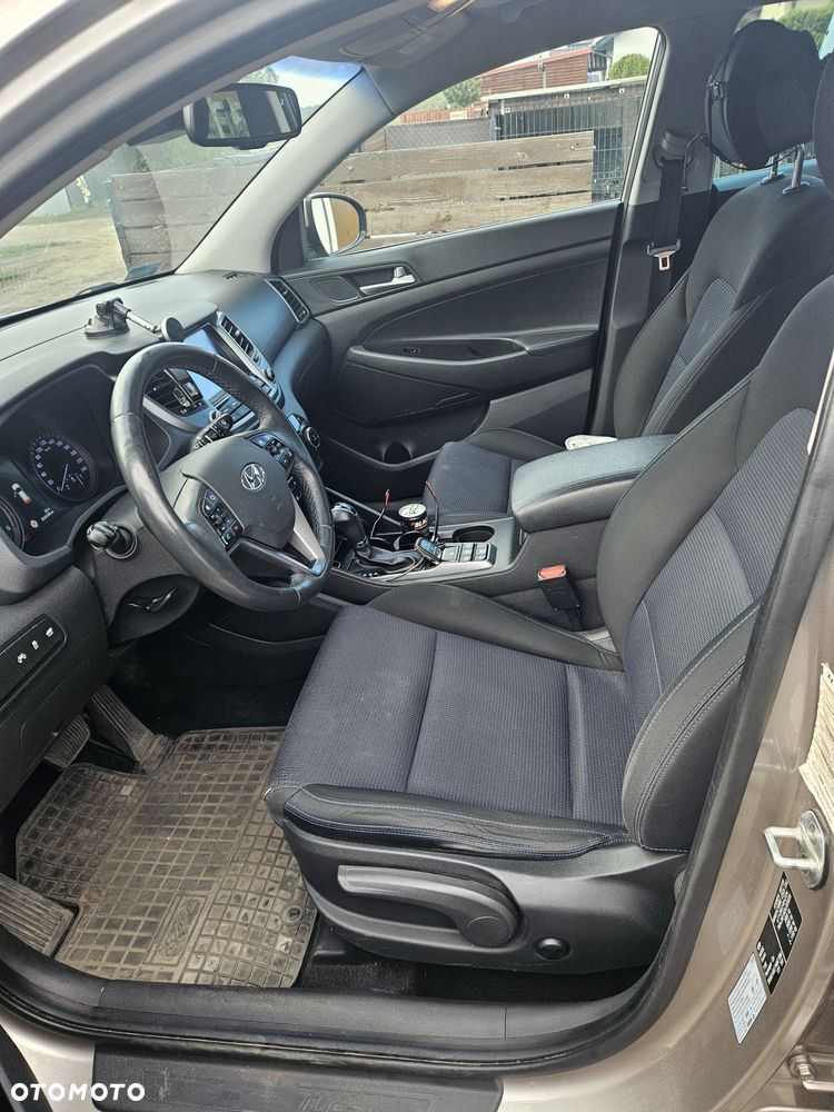 Hyundai Tucson 1.7 CRDI BlueDrive Style 2WD DCT - 9