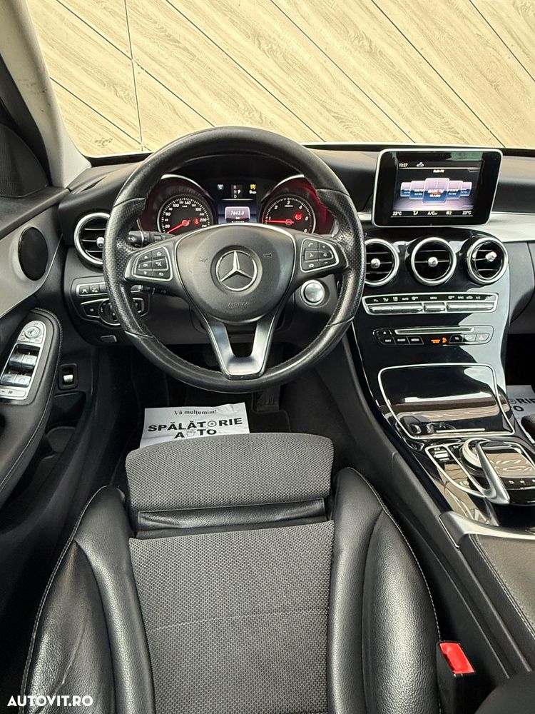 Mercedes-Benz C 220 d 4Matic T 9G-TRONIC Avantgarde - 25