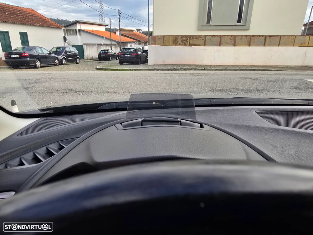 Mazda 3 Hatchback 1.5 Sky-G Evolve Navi - 20