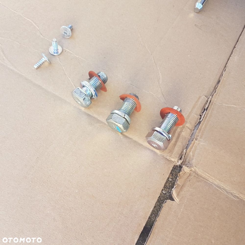 PAS PASY ZAPIECIE tylne zagłówek zagłówki z fotela daewoo spark m150 - 9