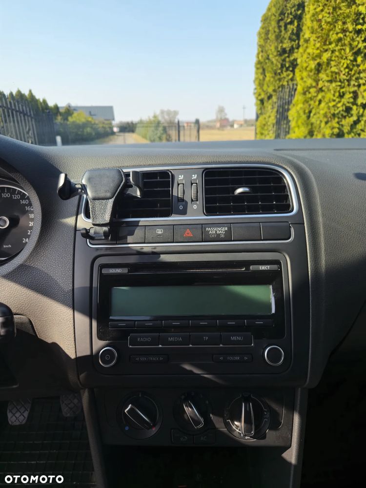 Volkswagen Polo 1.2 12V Comfortline - 16