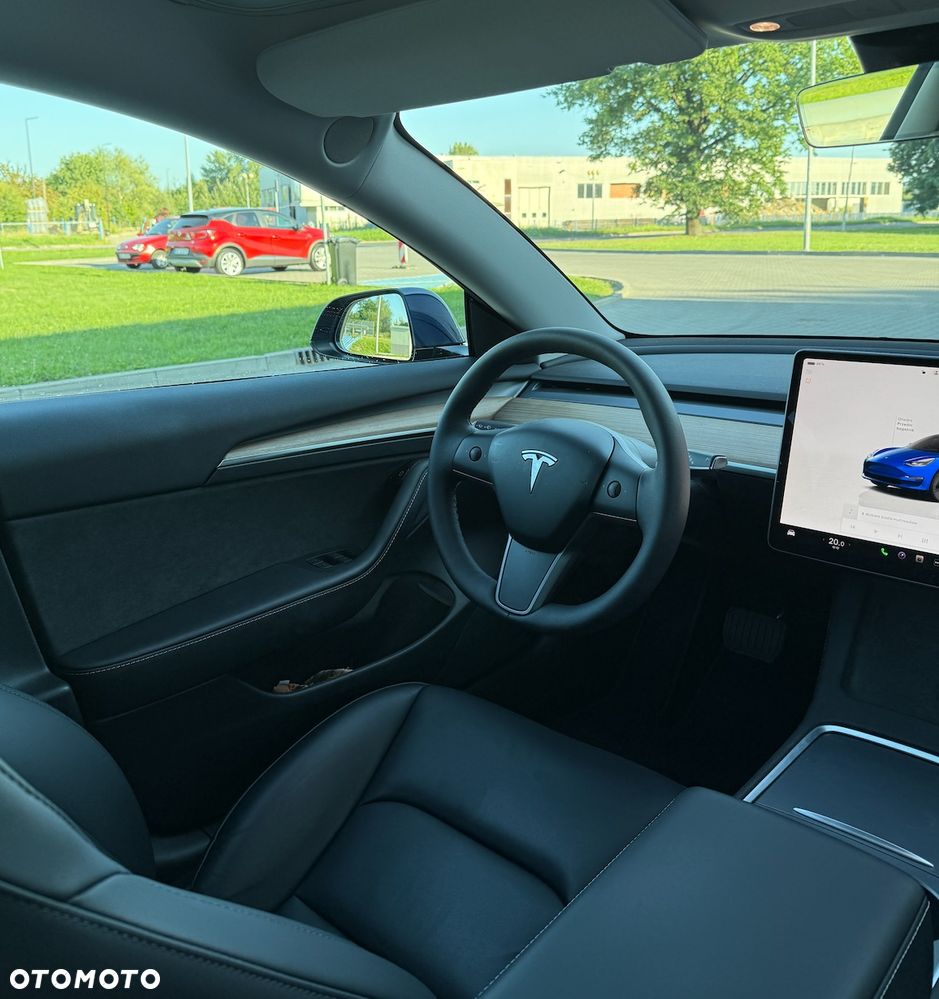 Tesla Model 3 RWD - 9