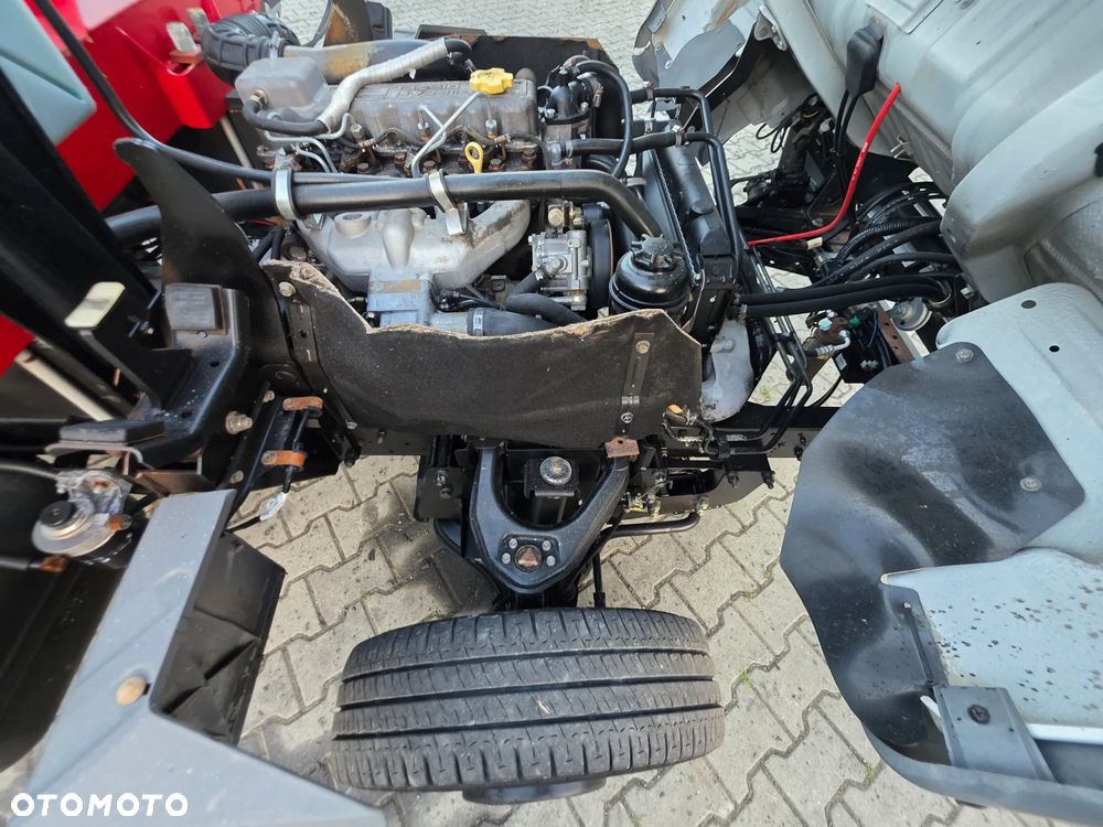 Nissan Cabstar 35.13 Skrzynia 4.20 M + HDS 1.5 Tony ! HMF K2(B3) 9.20 M Wysięgu  ! Super Stan  ! - 31