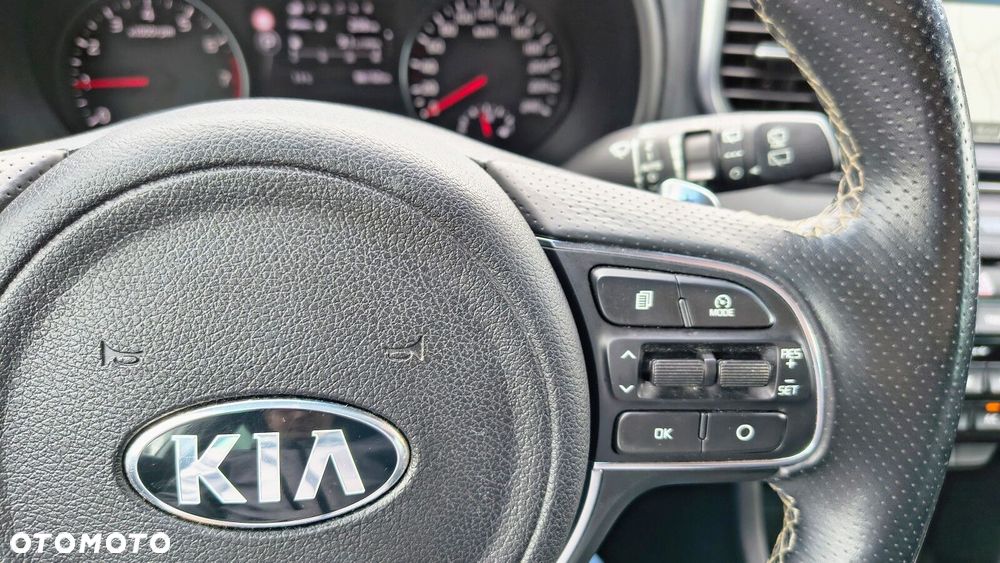 Kia Sportage - 16