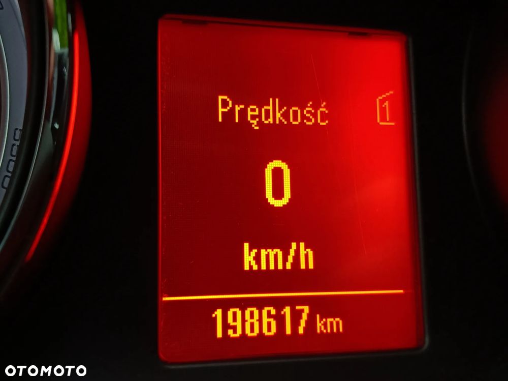 Opel Astra 2.0 CDTI Exklusiv - 28