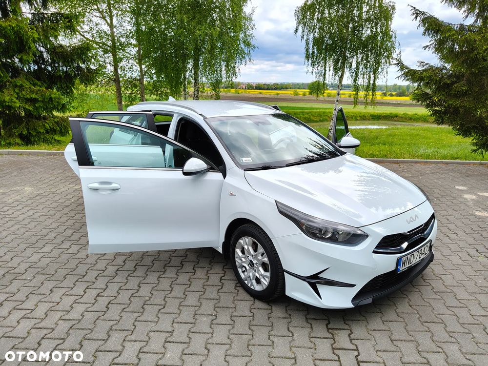 Kia Ceed 1.5 T-GDI Business Line - 32