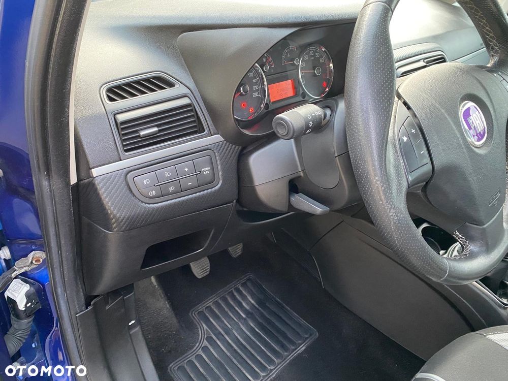 Fiat Grande Punto 1.2 8V - 22