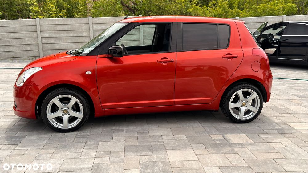 Suzuki Swift 1.3 Limited 25 - 10