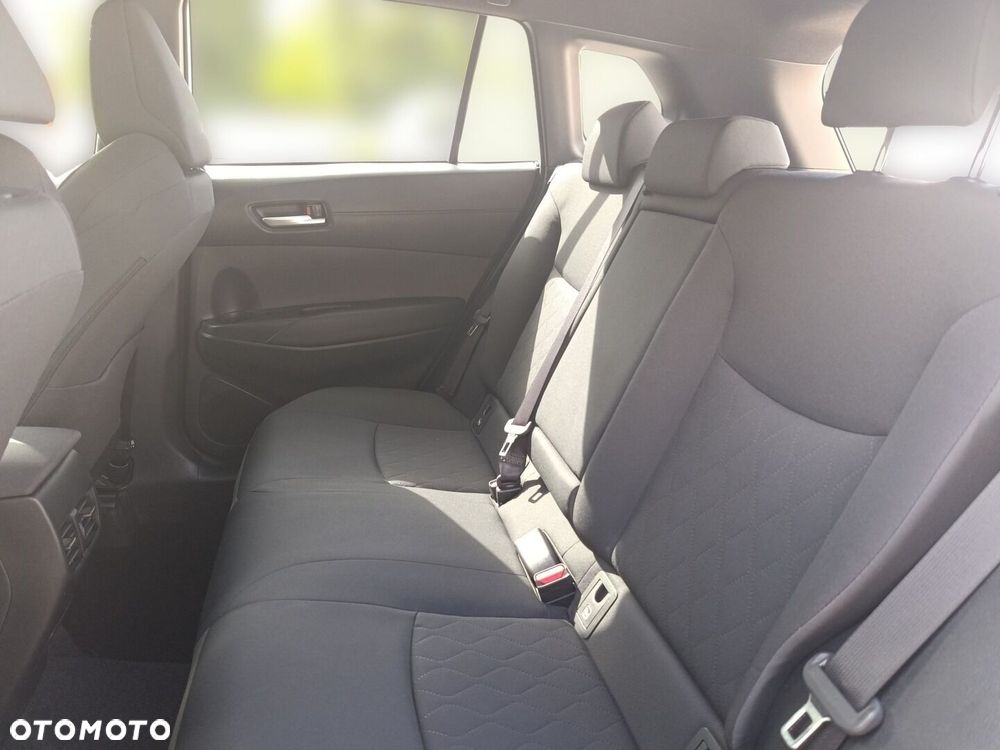 Toyota Corolla Cross - 16