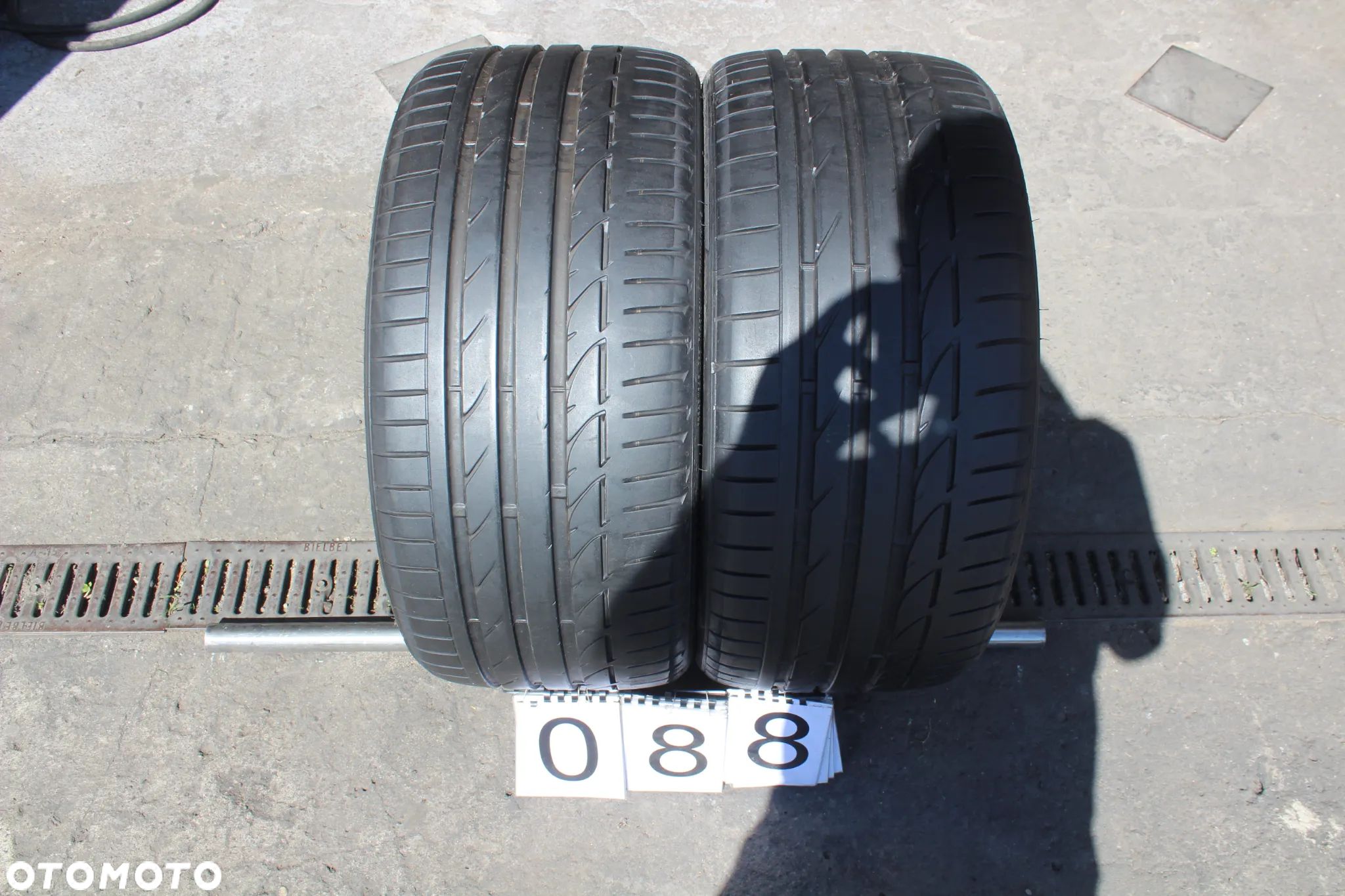OPONY 2 SZTUKI LATO UŻYWANE Bridgestone  255/35/19 - 1