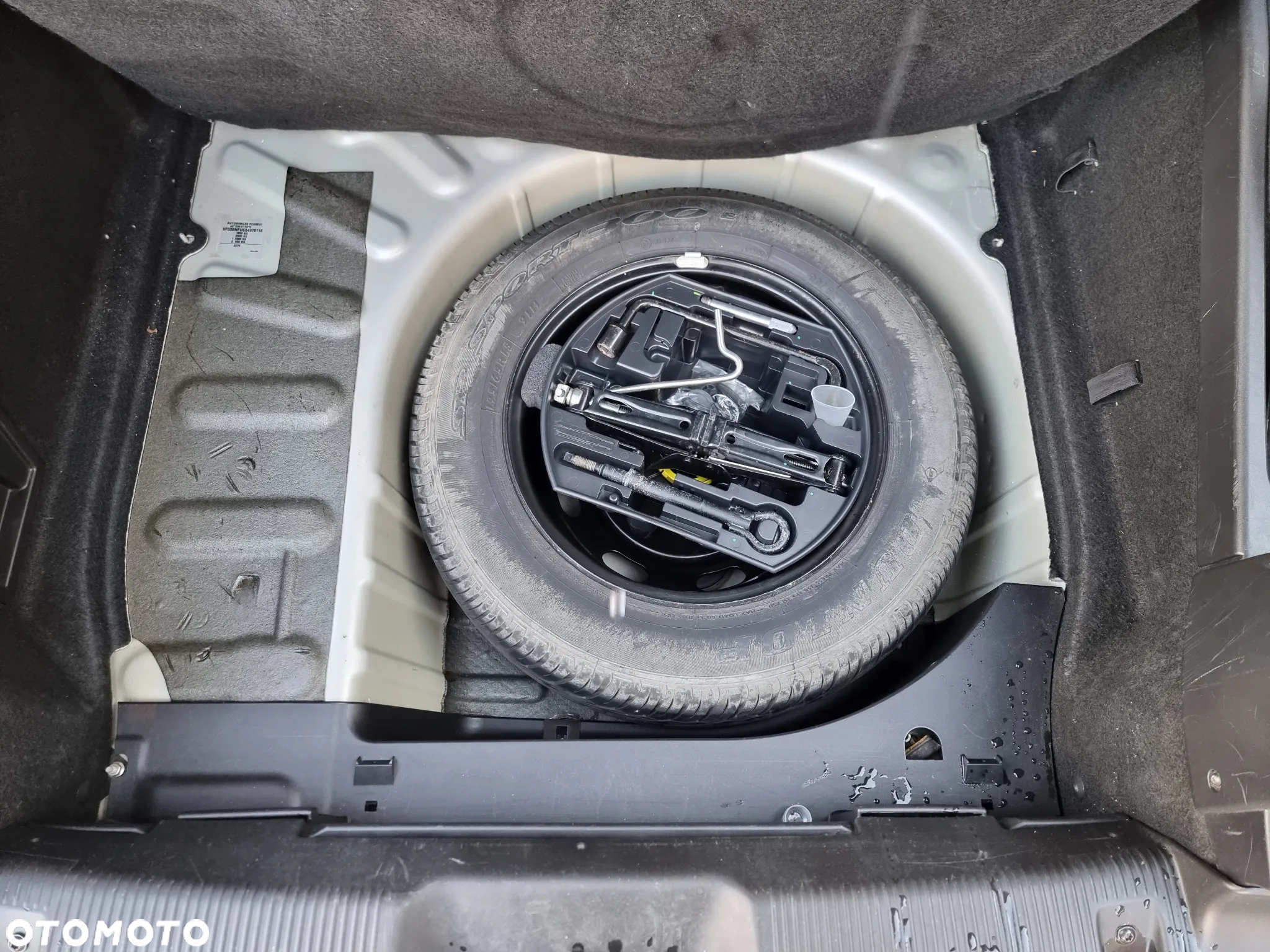 Peugeot 307 CC 1.6 Intense - 23