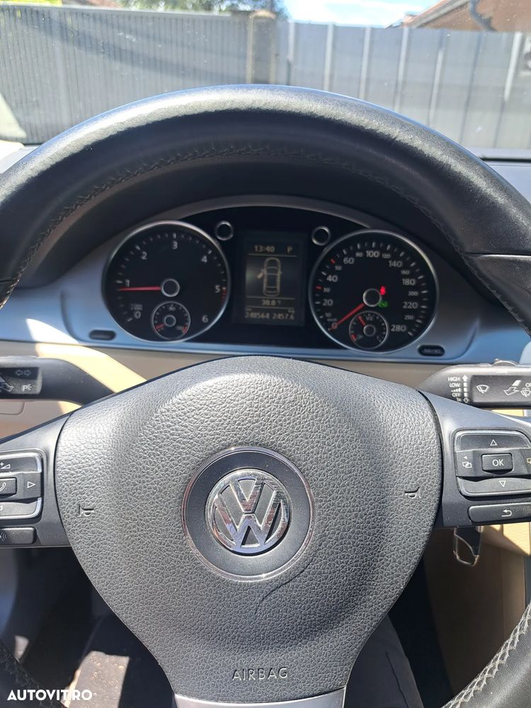 Volkswagen Passat 2.0 TDI BlueMotion Tehnology DSG Comfortline - 13