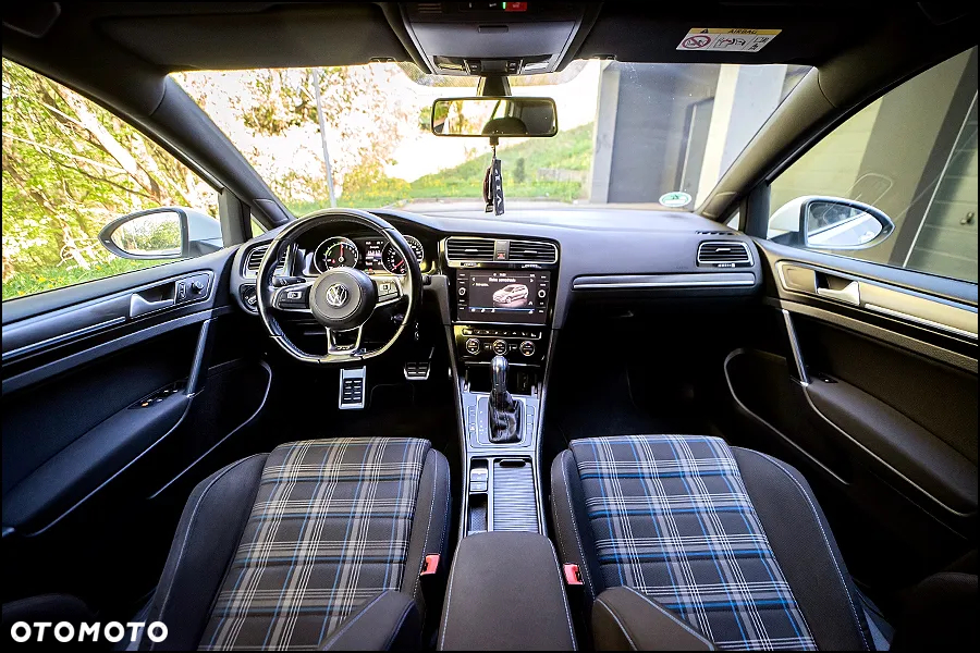 Volkswagen Golf VIII 1.4 TSI Plug-In Hybrid GTE DSG - 7