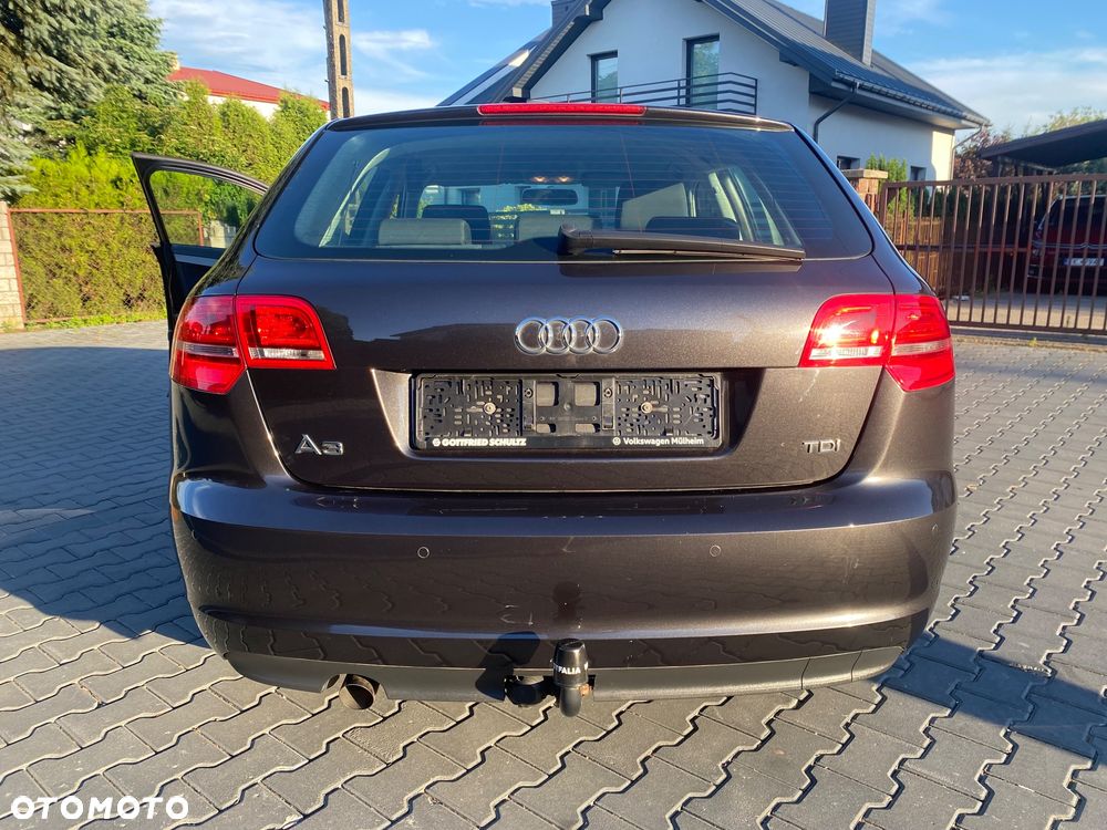 Audi A3 Sportback - 3