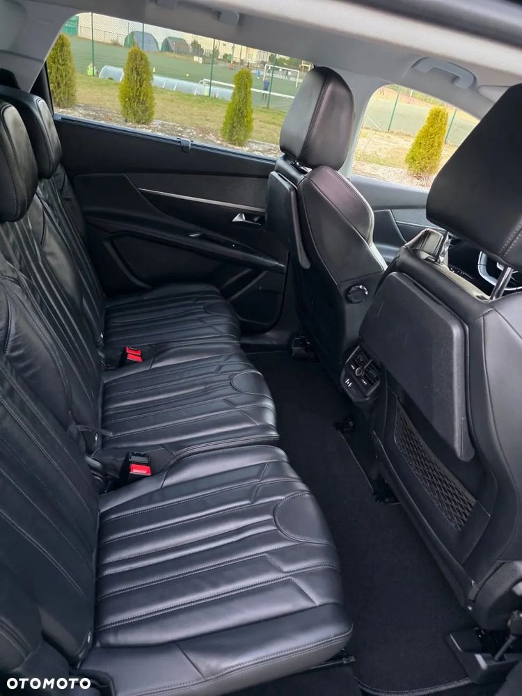 Peugeot 5008 1.5 BlueHDI Allure S&S - 20