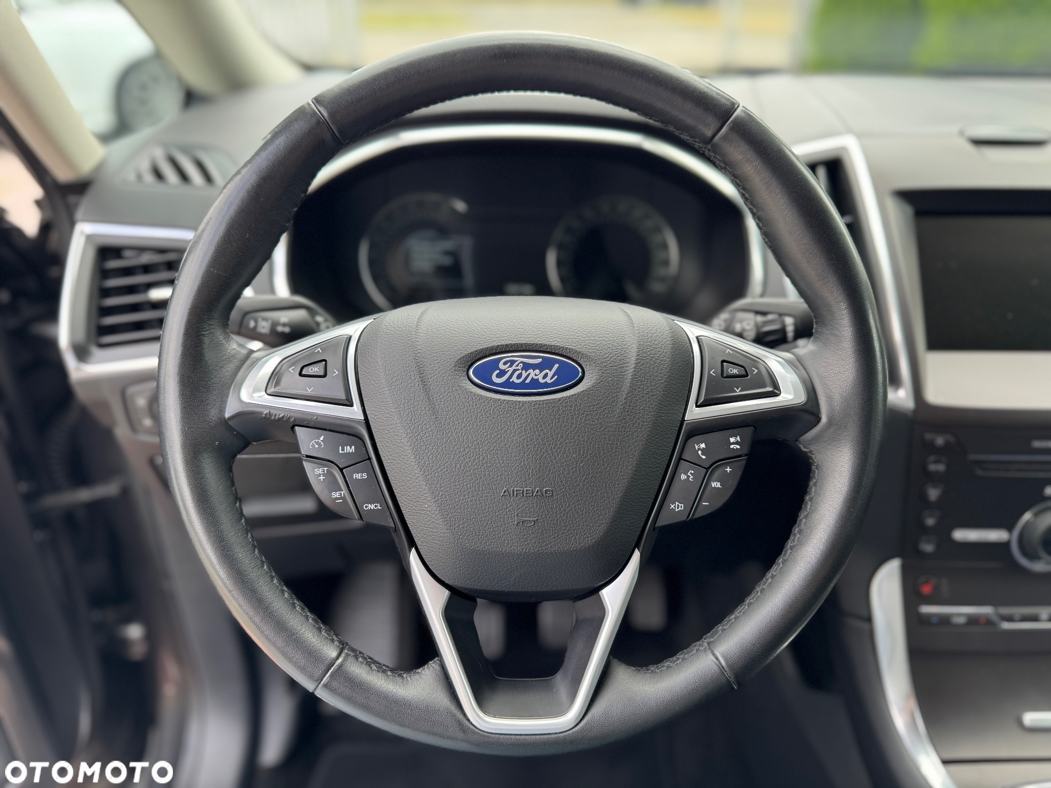 Ford Galaxy 1.5 EcoBoost Titanium - 17