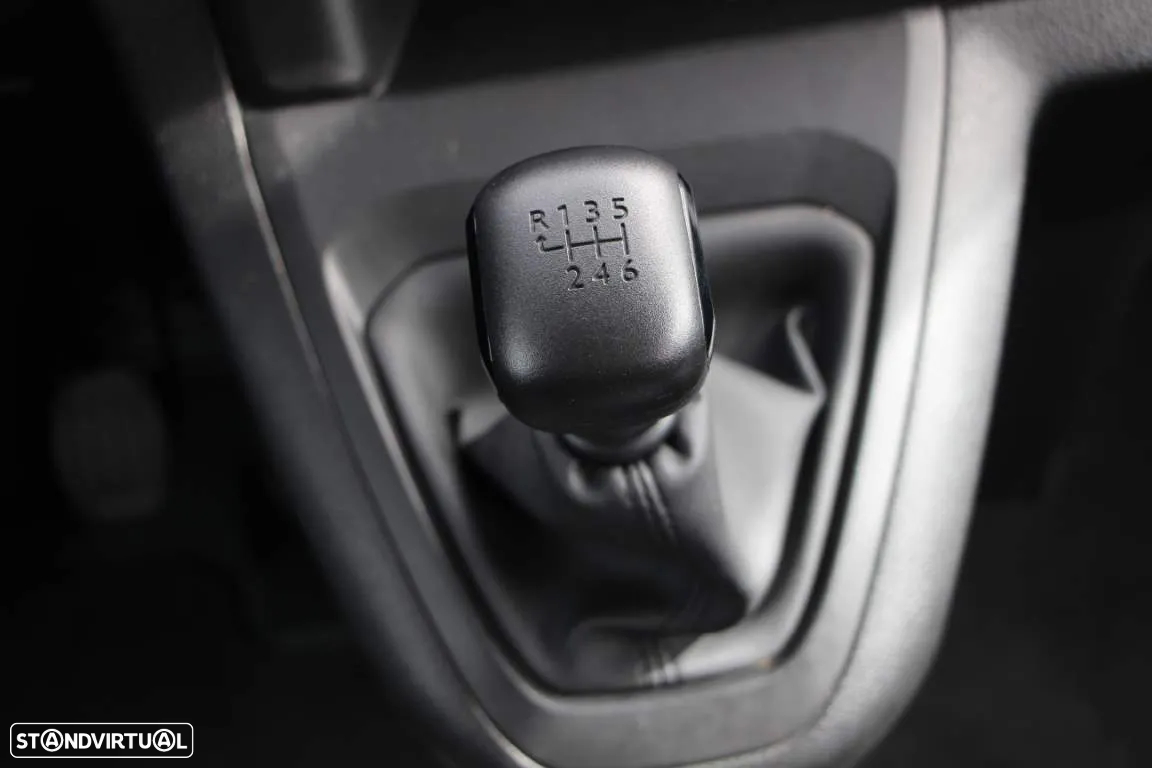 Toyota Proace Verso 1.5 D-4D L2 1.2T Comfort 9L PDL - 16
