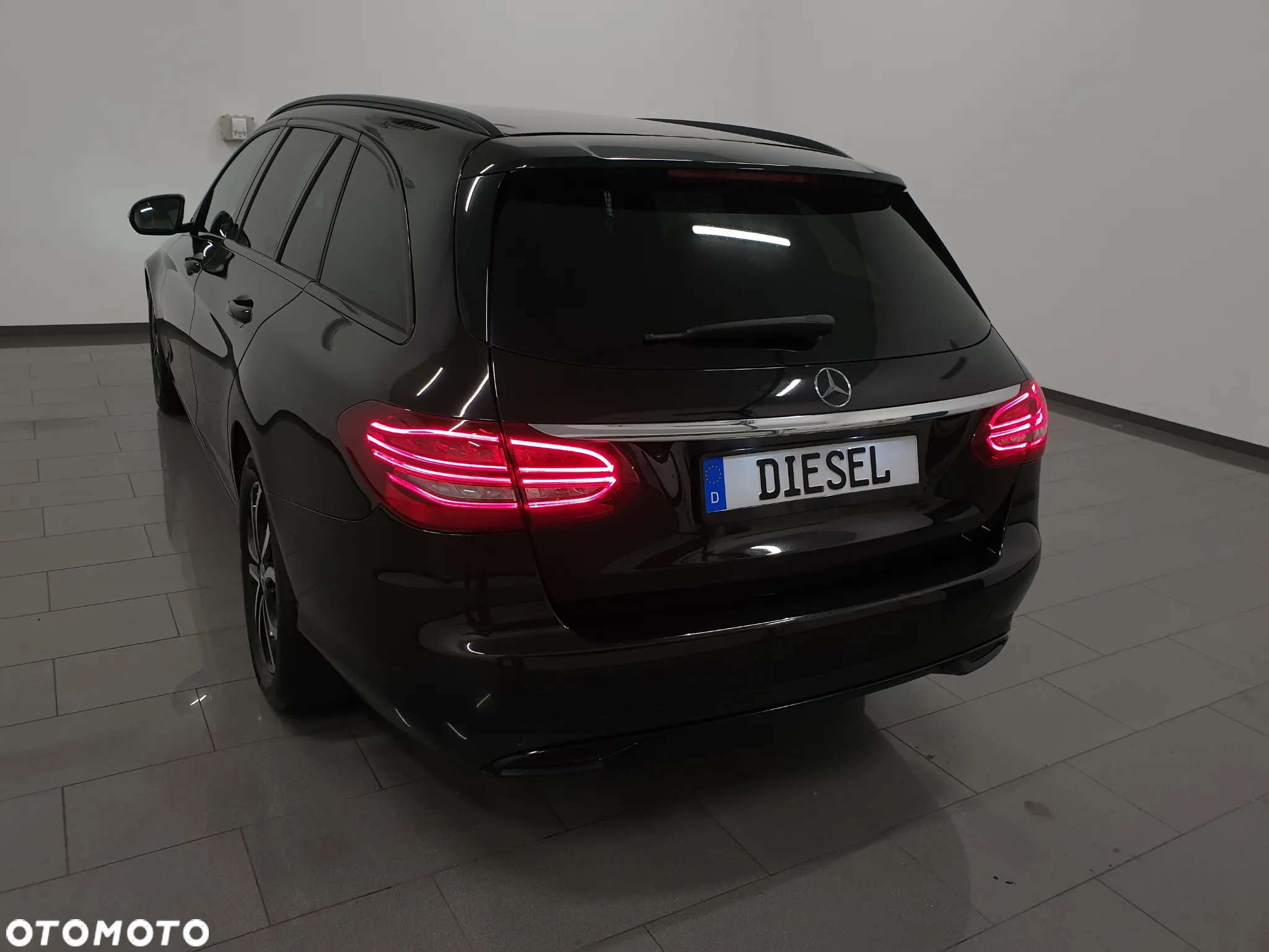 Mercedes-Benz Klasa C 220 d T 9G-TRONIC Avantgarde - 37