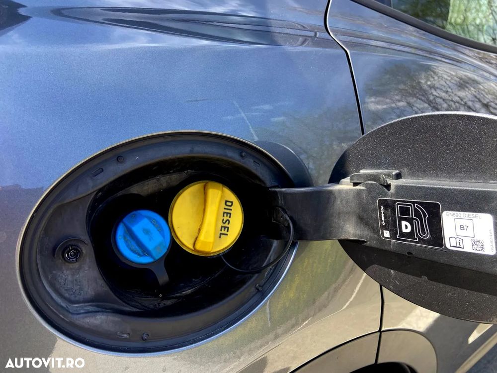 Jaguar E-Pace D150 AWD SE - 36