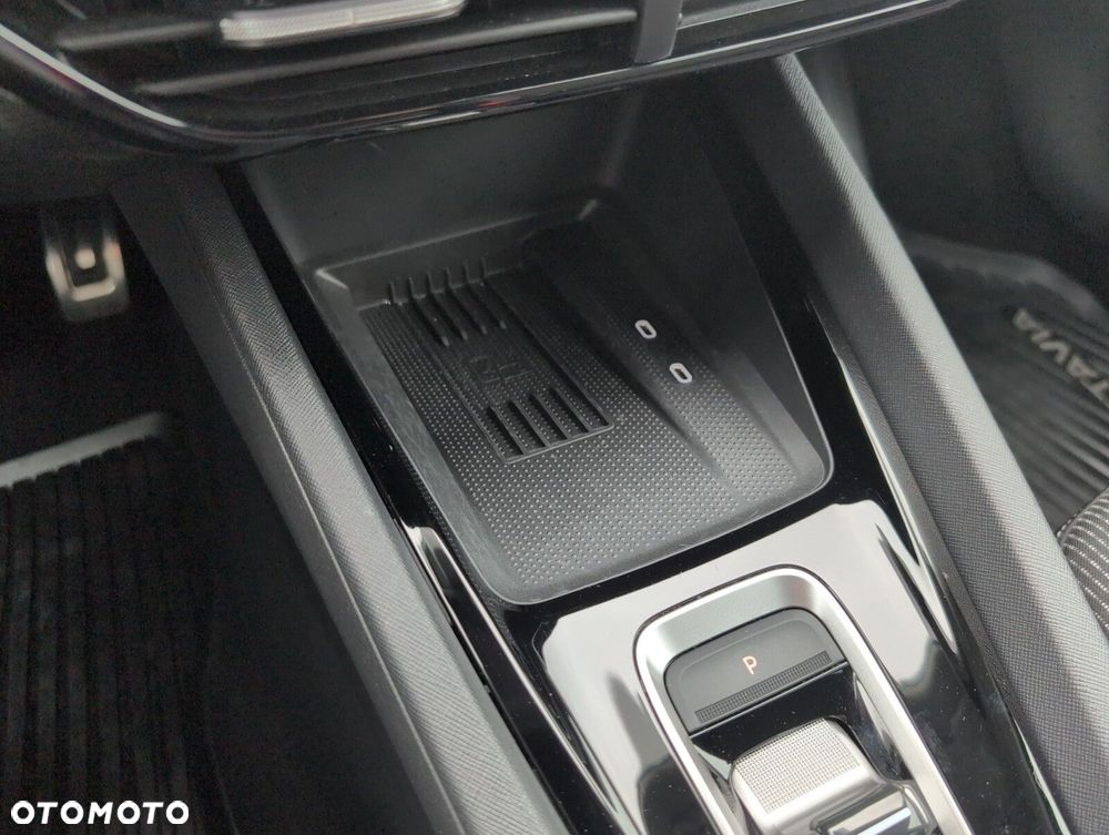 Skoda Octavia 1.5 TSI mHEV Selection DSG - 33