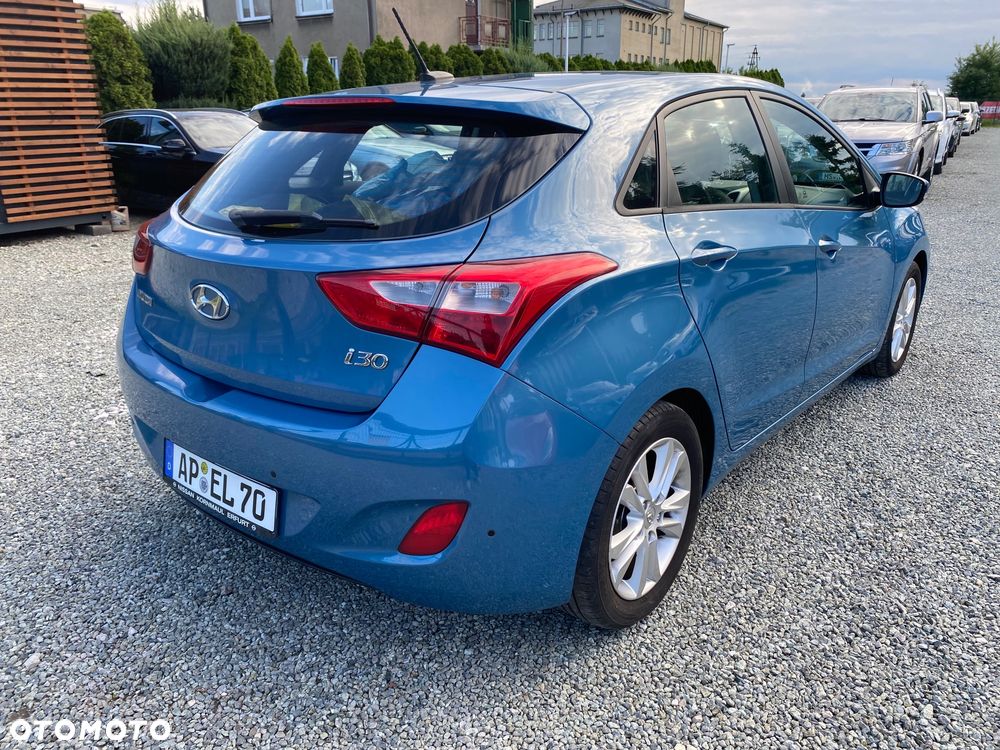 Hyundai i30 1.4 Premium - 6