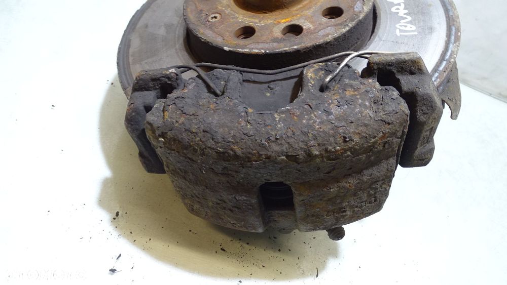 ZWROTNICA PIASTA PRAWY PRZÓD VOLKSWAGEN TOURAN 2.0TDI - 4