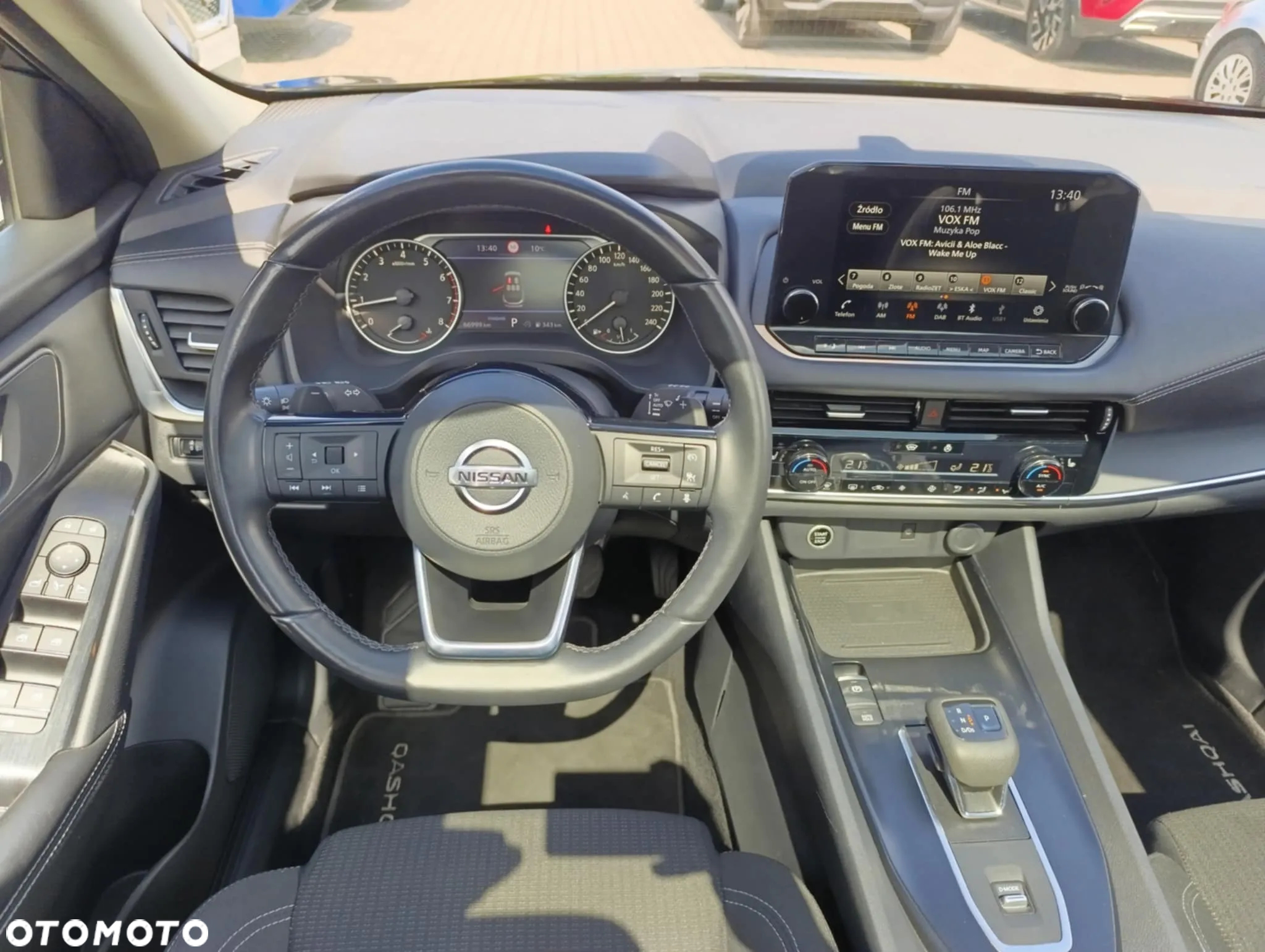 Nissan Qashqai 1.3 DIG-T Acenta DCT - 16