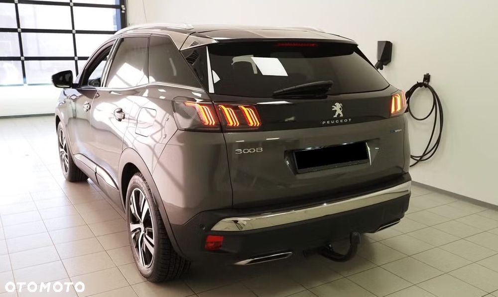 Peugeot 3008 1.6 PureTech HYbrid4 GT Line S&S EAT8 - 5