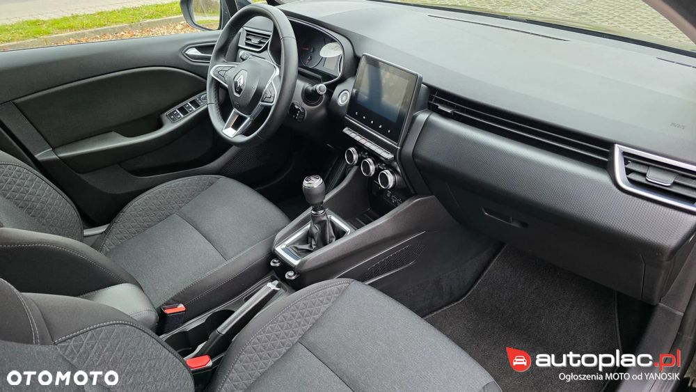 Renault Clio TCe 100 INTENS - 13