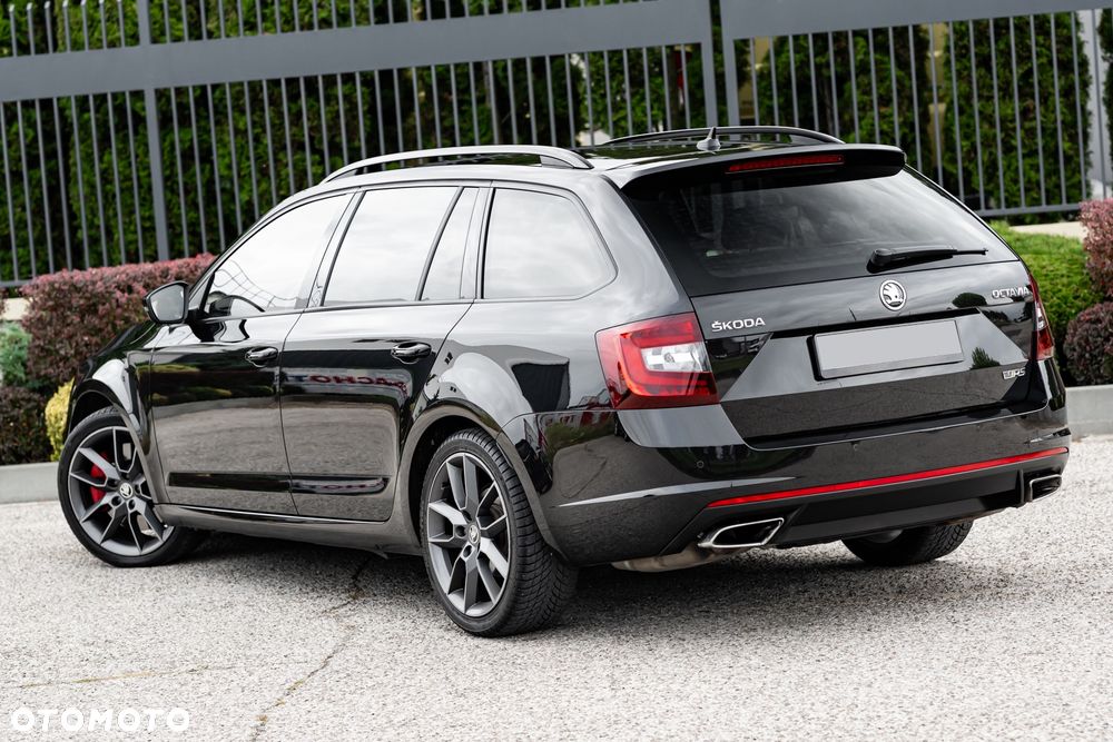 Skoda Octavia 2.0 TSI RS 230 DSG - 10