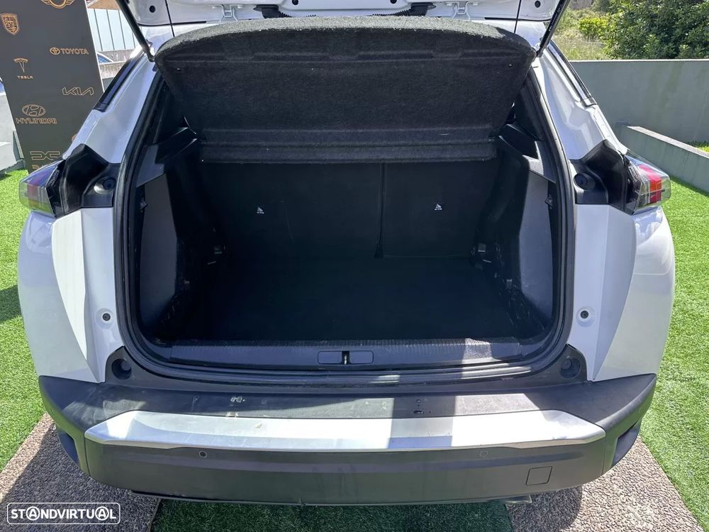 Peugeot 2008 1.5 BlueHDi Style - 54
